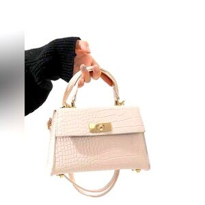 NWT Brand New Elegant Cream Crocodile-Embossed Handbag Size 7.9”x 5.1”